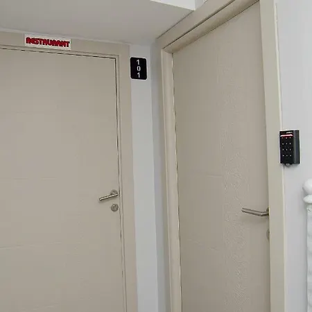 Apartment As 204