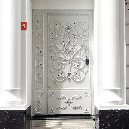 As 204 Apartment Istanbul